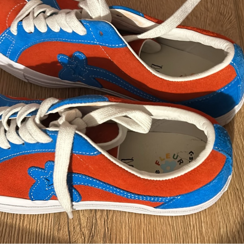 Converse Red and Blue Athletic Shoes Retro-Inspired Design